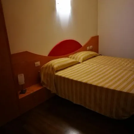 Capri Ponte nellʼAlpi