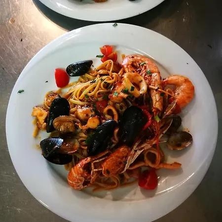 Отель Capri 3*
