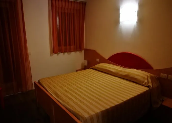 Capri 3* Ponte nellʼAlpi